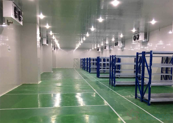 ?；贩辣鋷? width=