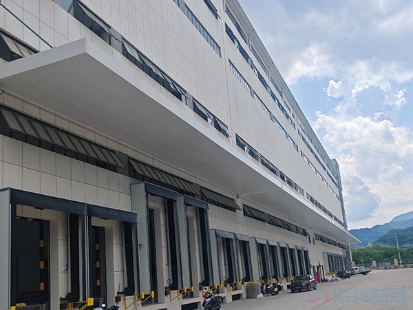 福建大型物流園區(qū)冷庫(kù)建設(shè)完工